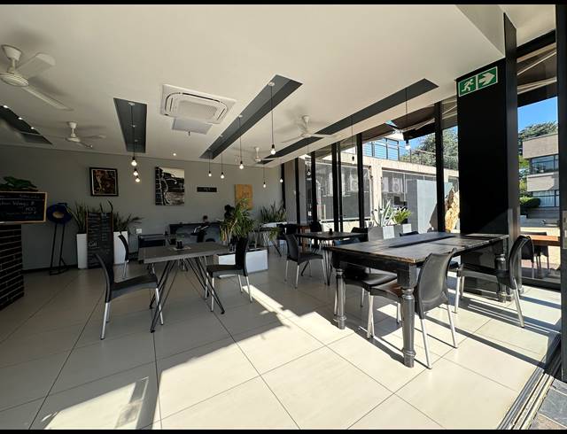 512M² OFFICE TO LET IN SANDHURST